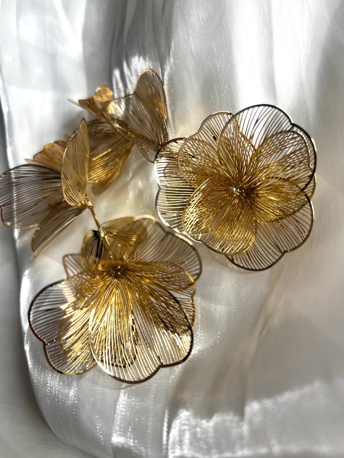 Ethereal Gold Earrings
