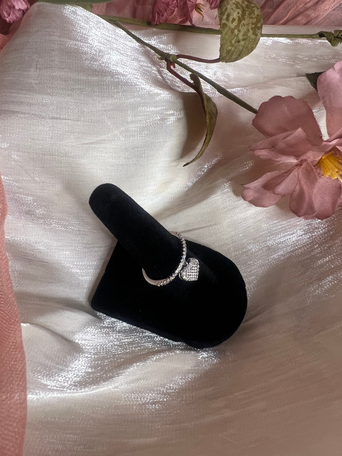 Dangling SweetHeart Ring