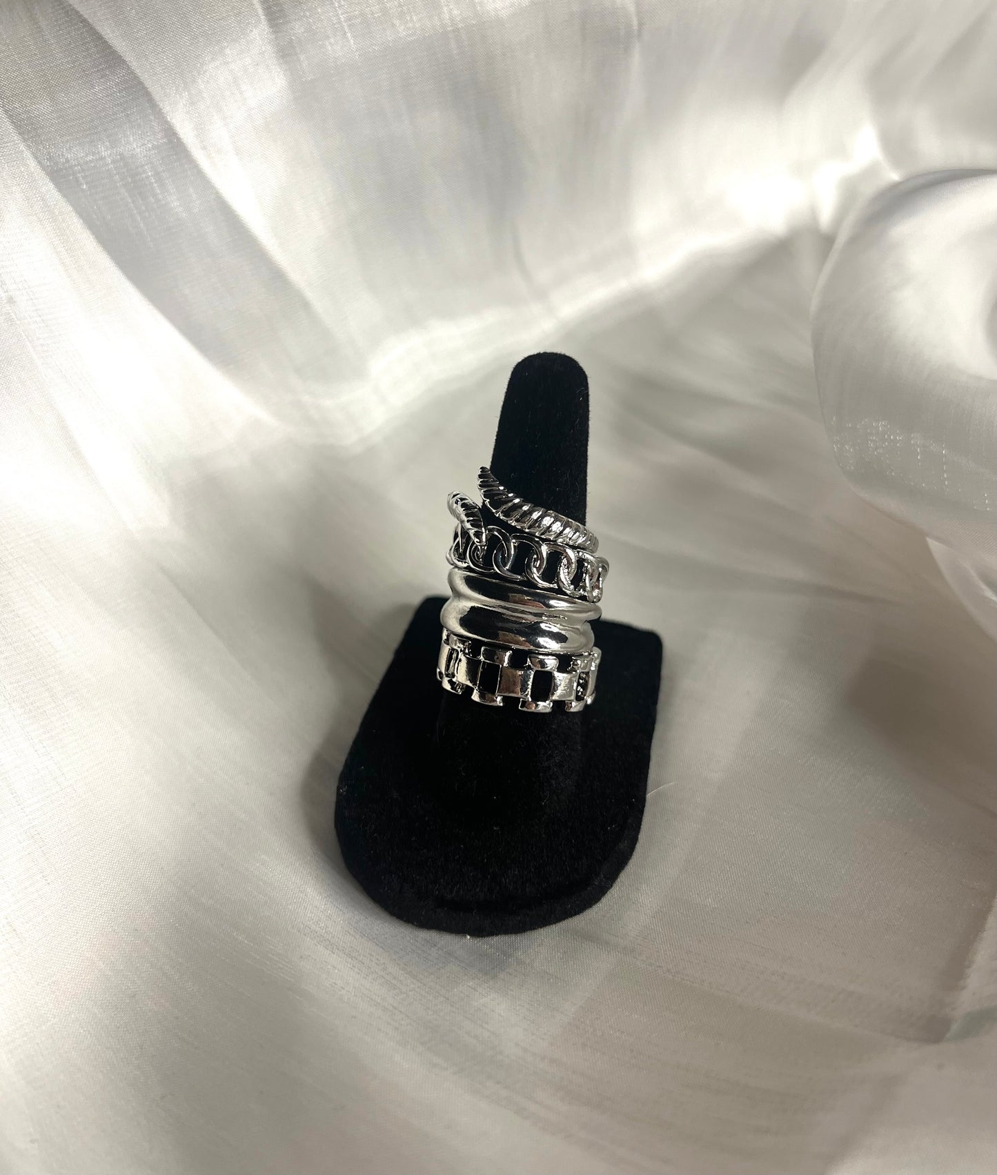 Leisurely Ring Set