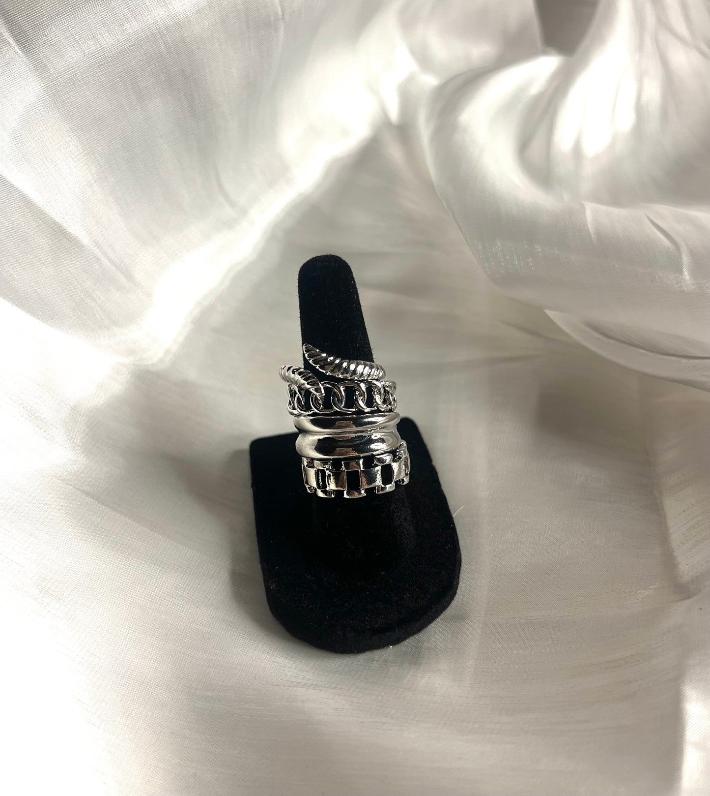 Leisurely Ring Set