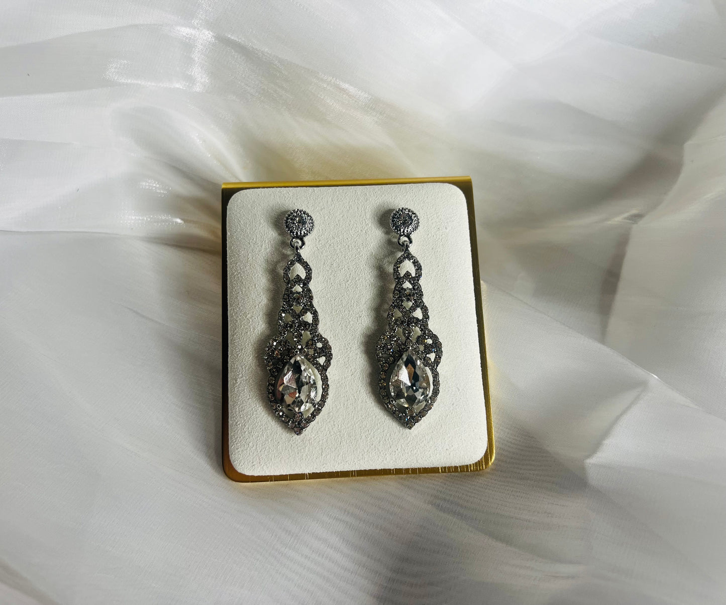 Queen Earrings