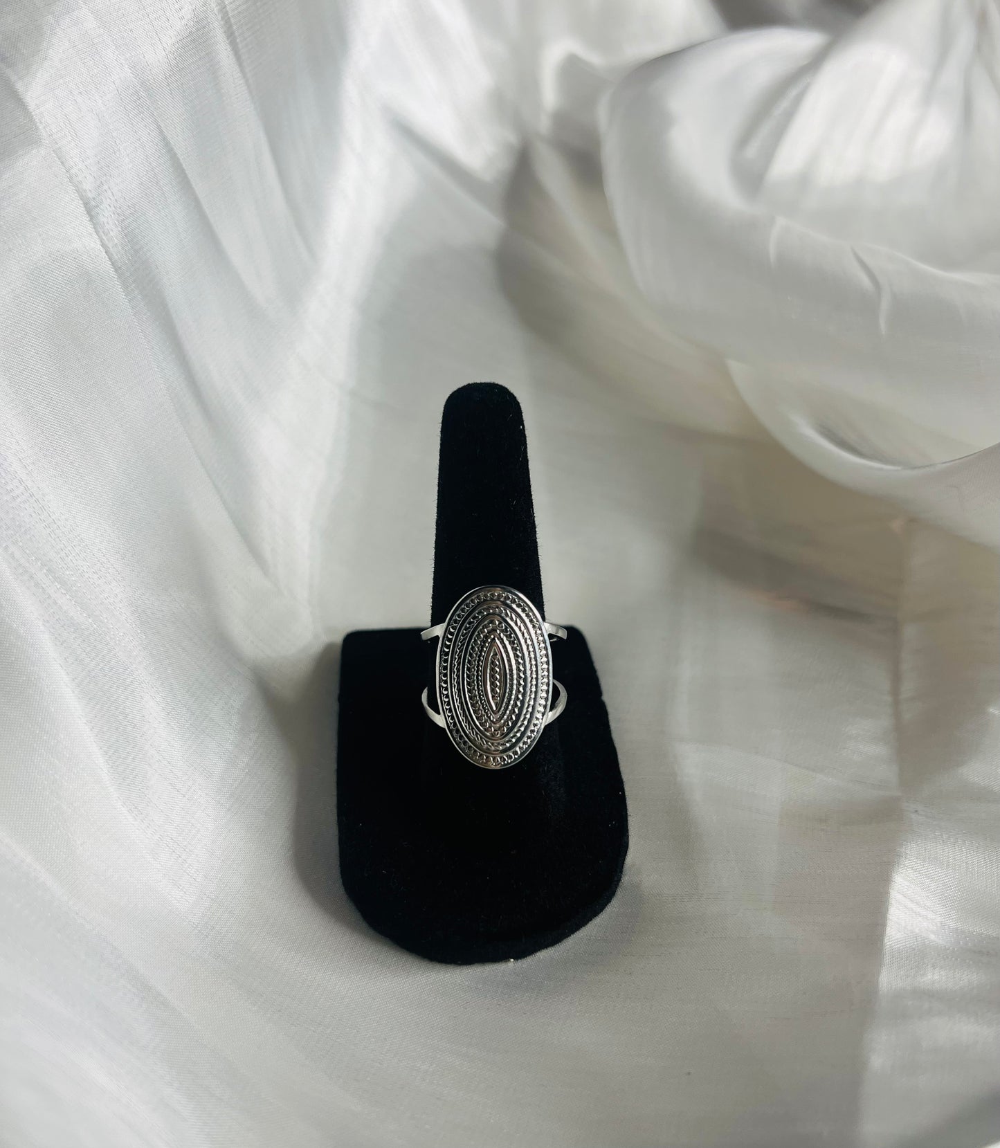 Riviera Ring