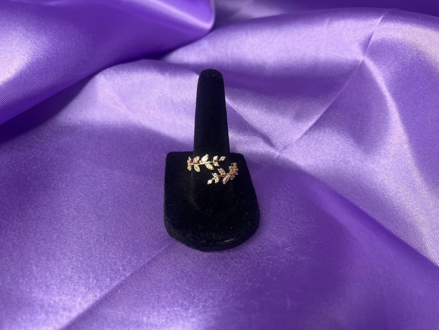 Utopia Ring