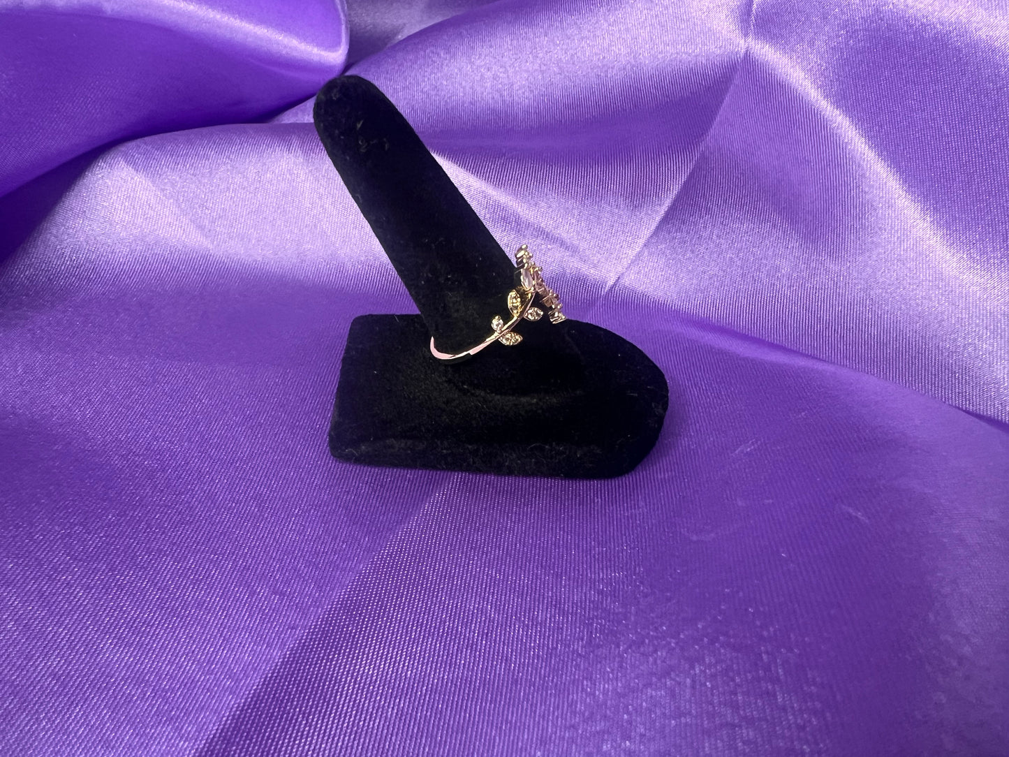 Utopia Ring