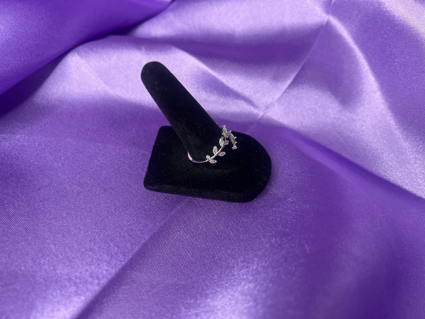 Utopia Ring