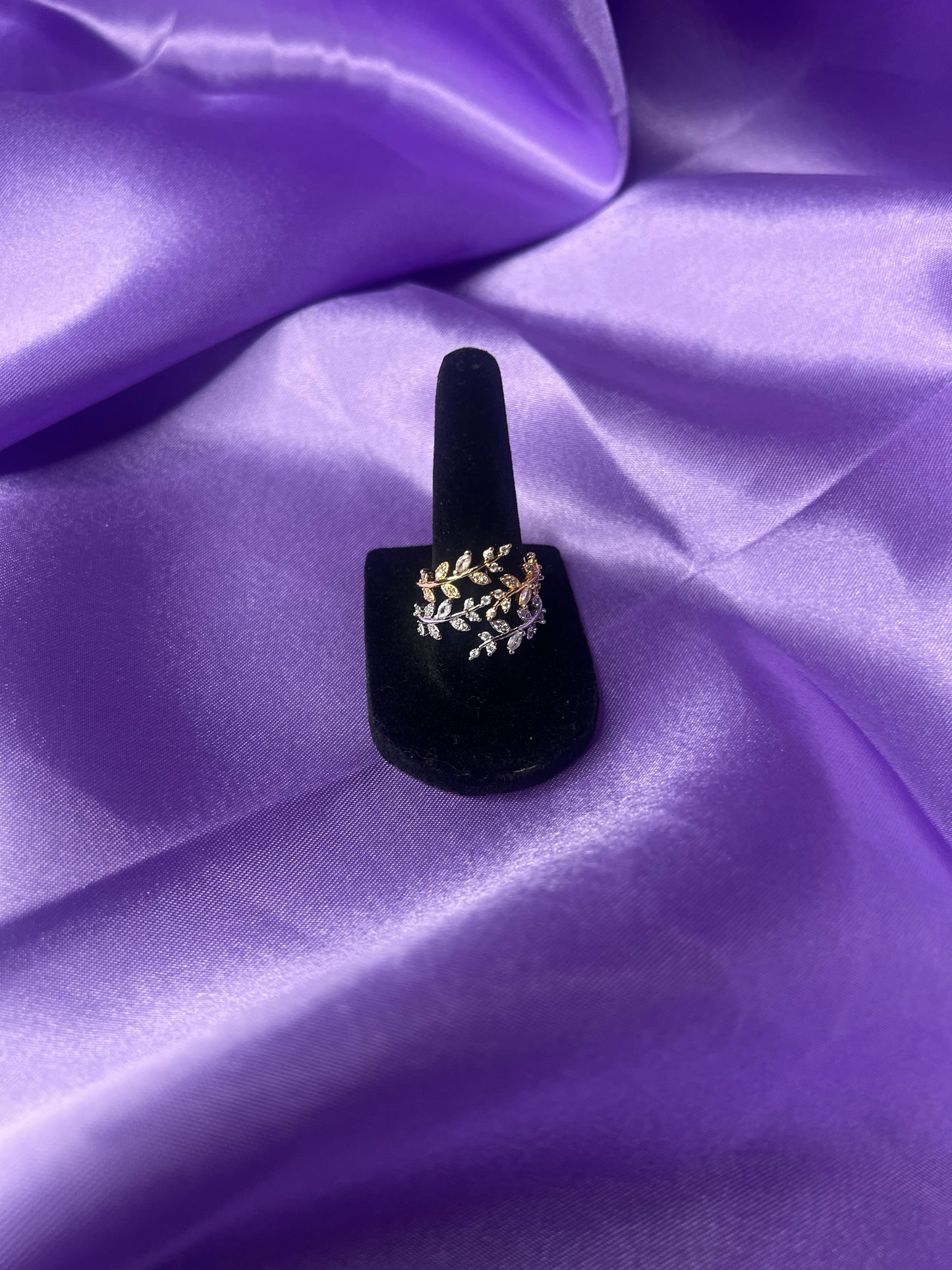 Utopia Ring