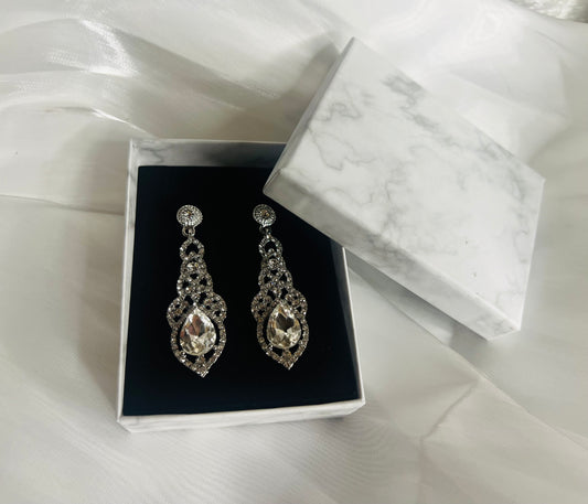 Queen Earrings